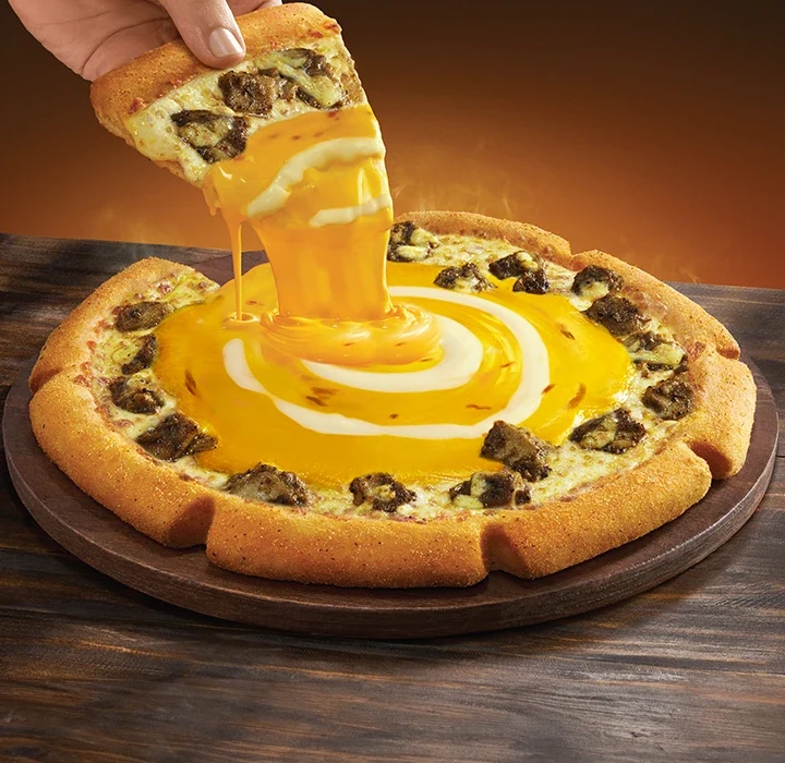 Cheese Lava Pepper BBQ Chicken — official Domino's India menu photo