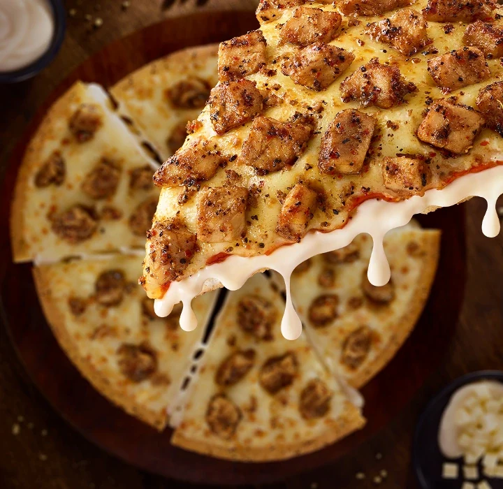 Reg. CB Ppr BBQ Chk LXT OAG — official Domino's India menu photo