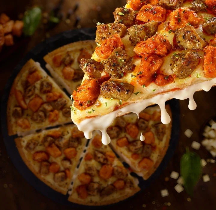 Spiced Double Chicken Pizza — official Domino's India menu photo