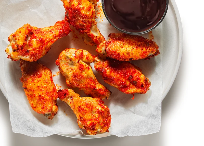 7 Sriracha Wings — official Pizza Hut UK menu photo