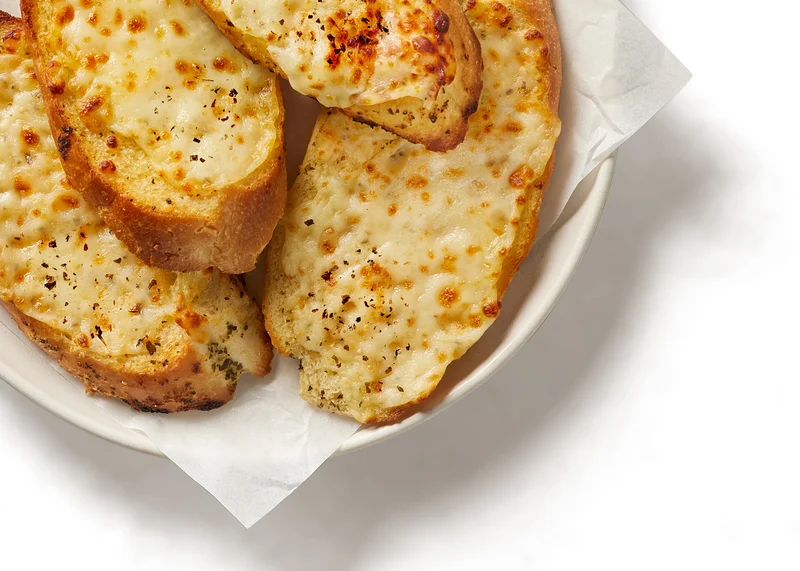 Cheesy Garlic Bread (4 pieces) — official Pizza Hut UK menu photo
